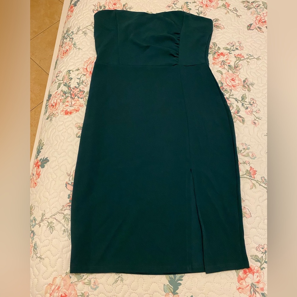Princess cut dress size L Fashion Nova brand
